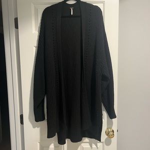 Free People Nightingale oversized cardigan. Black size medium.
